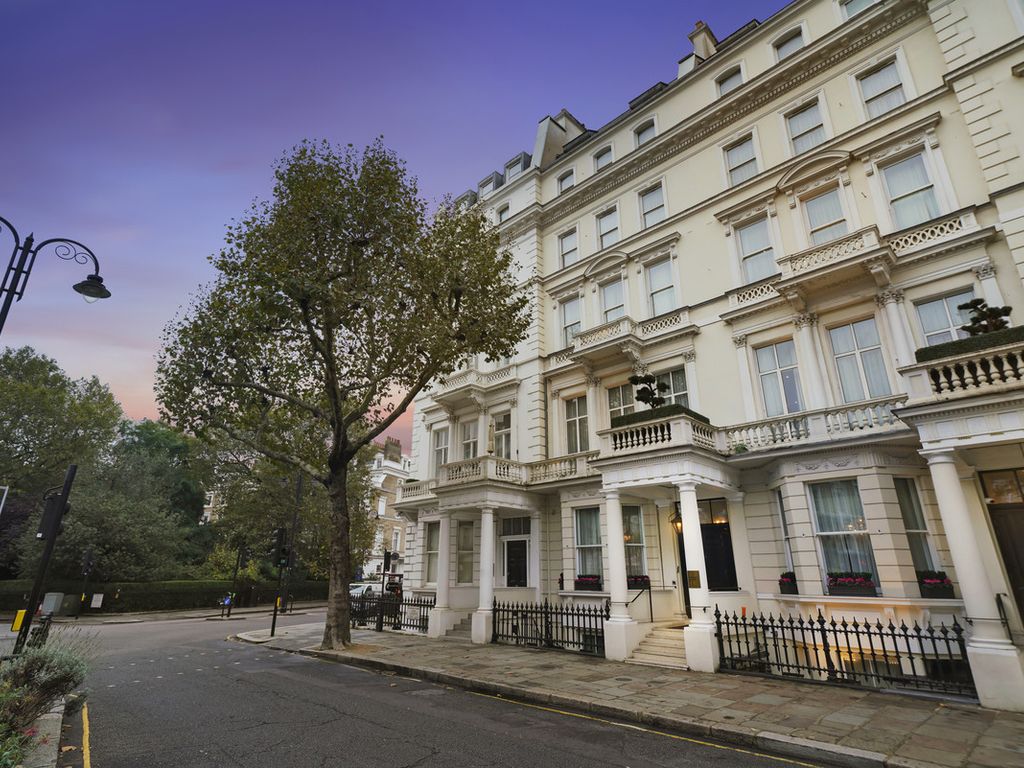 1 bed flat for sale in Queens Gate, London SW7, £750,000 Zoopla