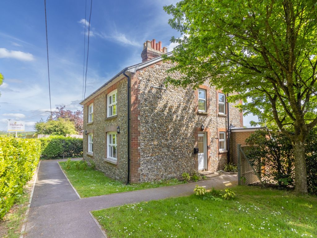 2 bed cottage to rent in Nythe Cottages, Old Alresford, Alresford