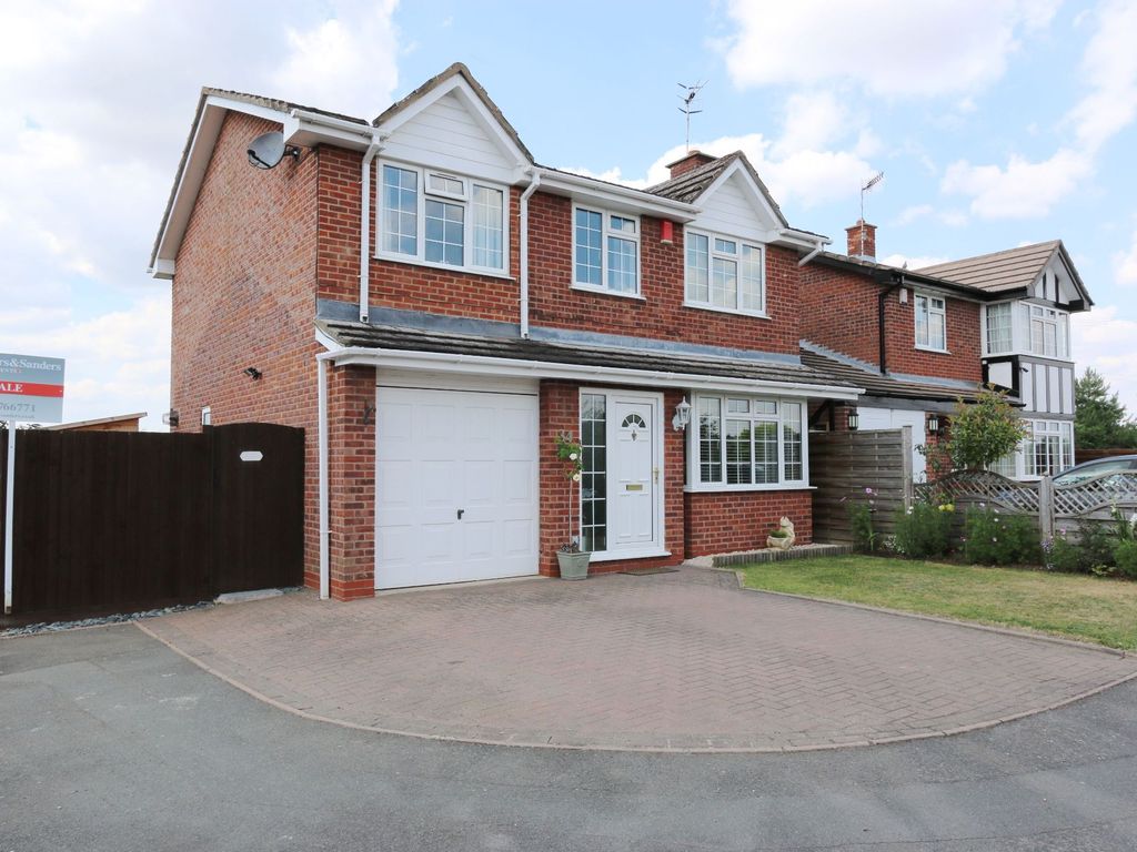 4 bed detached house for sale in Hughes Close, Harvington, Evesham WR11