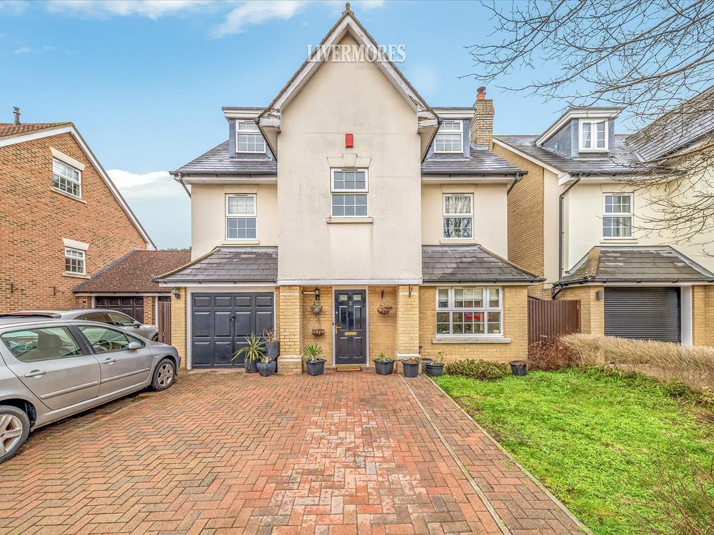 5 bed detached house for sale in Williams Way, Bexley Park, Dartford