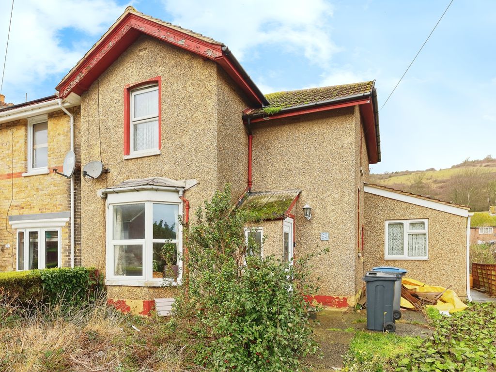 2 bed end terrace house for sale in Old Folkestone Road, Dover, Kent