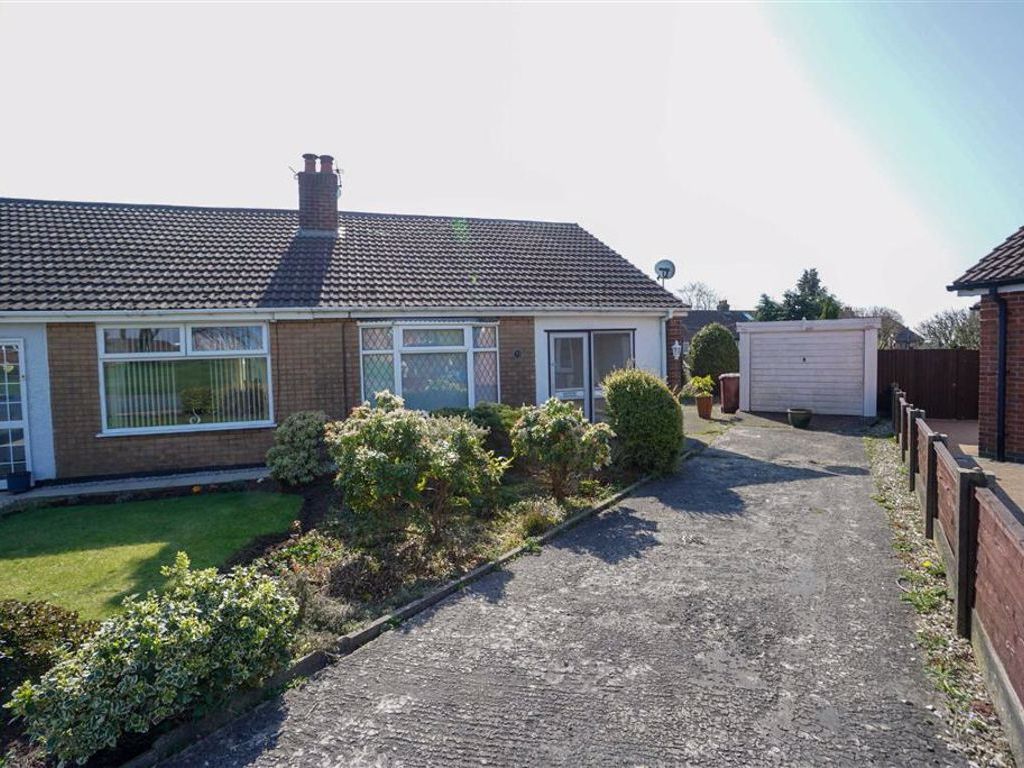 3 bed semidetached bungalow for sale in Bee Hive Green, Westhoughton
