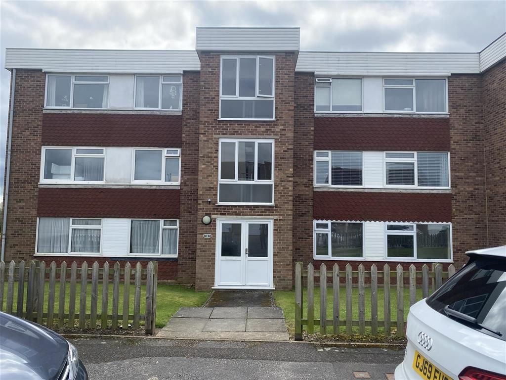 2 bed flat for sale in Bingley Close, Snodland ME6 Zoopla