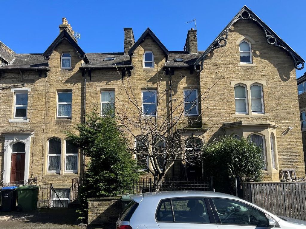 4 bed terraced house for sale in West View Terrace, Munby Street