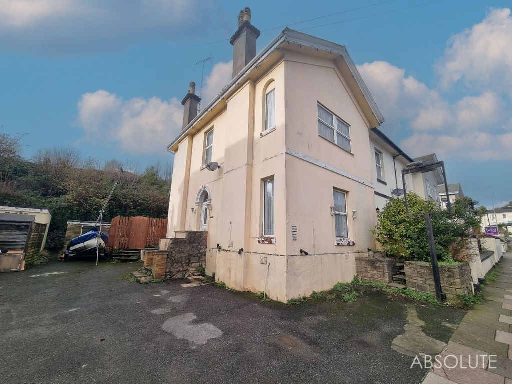 Avenue Road Torquay Devon TQ2