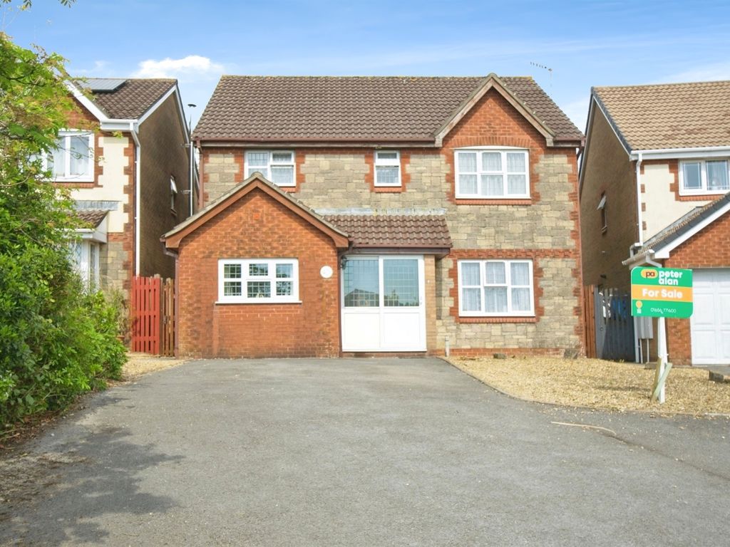 4 bed detached house for sale in Two Stones Crescent, Kenfig Hill, Bridgend CF33, £320,000 Zoopla