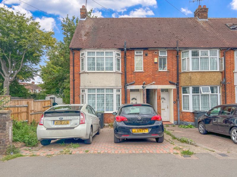 2 bed end terrace house for sale in Trinity Road, Luton LU3 Zoopla