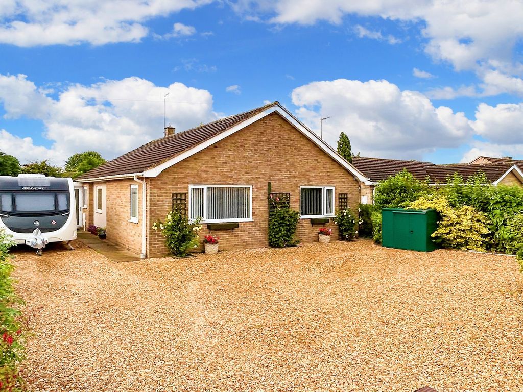 3 bed detached bungalow for sale in High Road, NewtonInTheIsle PE13