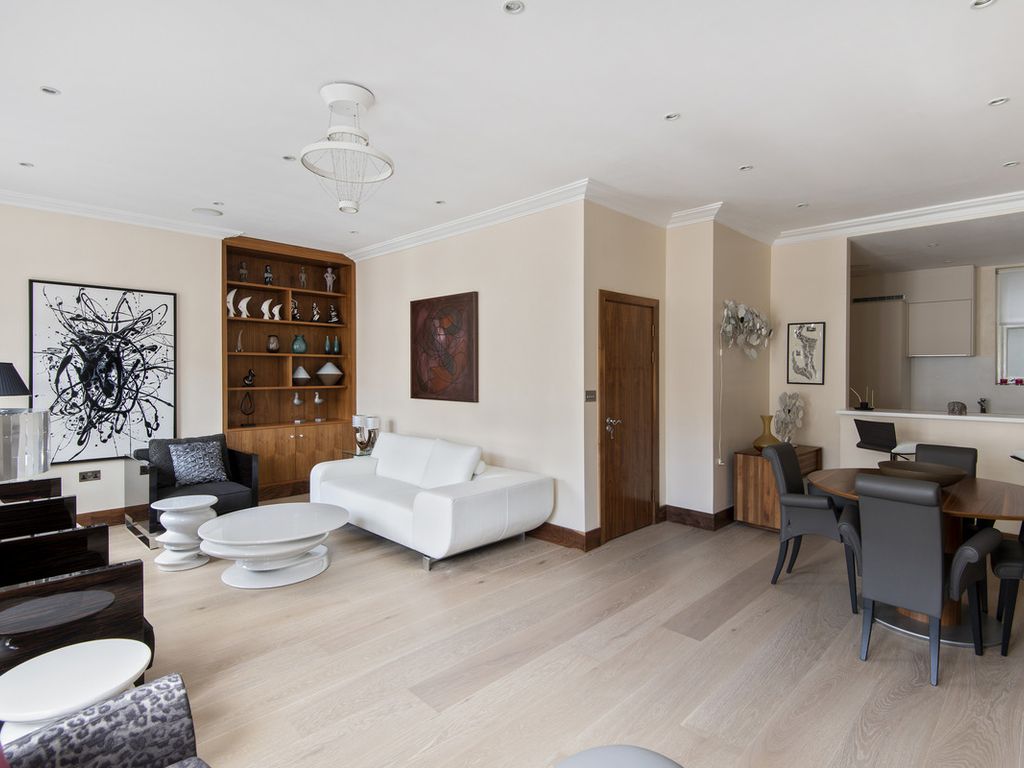 Dover Street, London, 4 W1S  