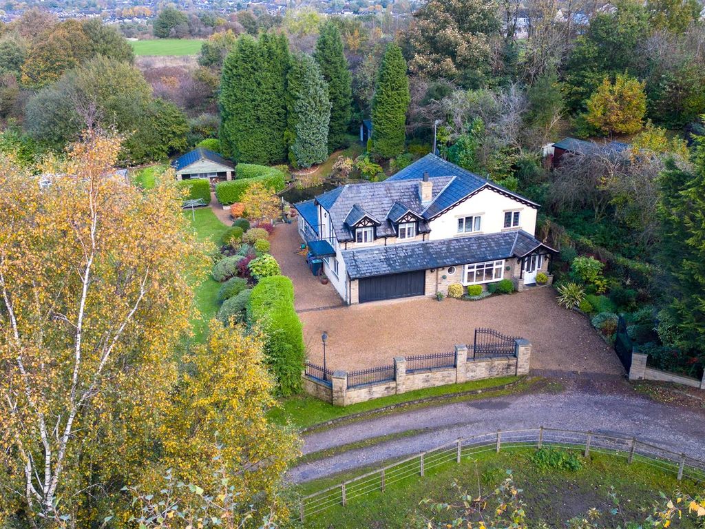 4 bed detached house for sale in Melandra Farm, Lower Gamesley, Glossop