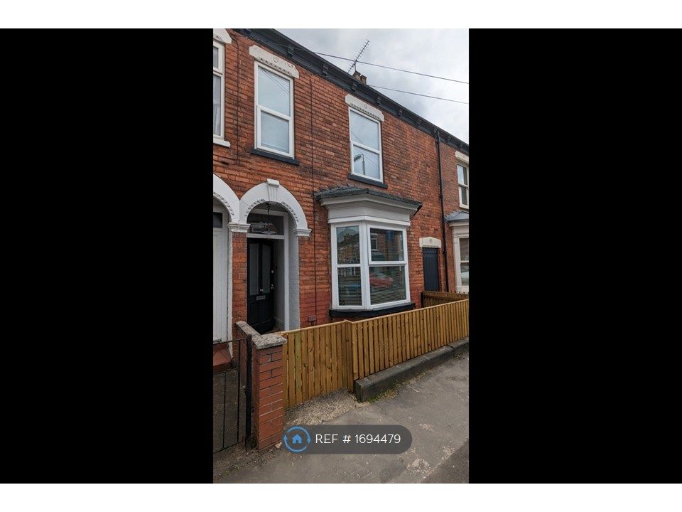 2 bed terraced house to rent in Thoresby Street, Hull HU5 Zoopla