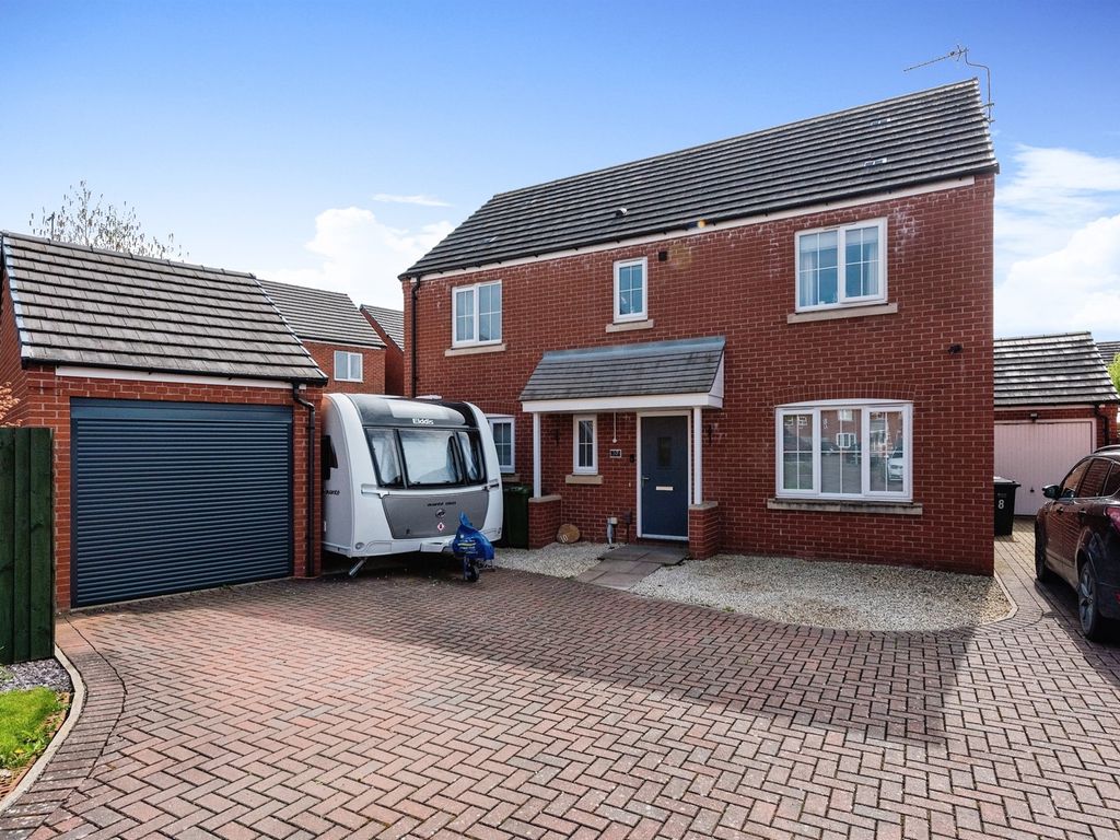 4 bed detached house for sale in Greatwich Way, Kidderminster DY10 Zoopla