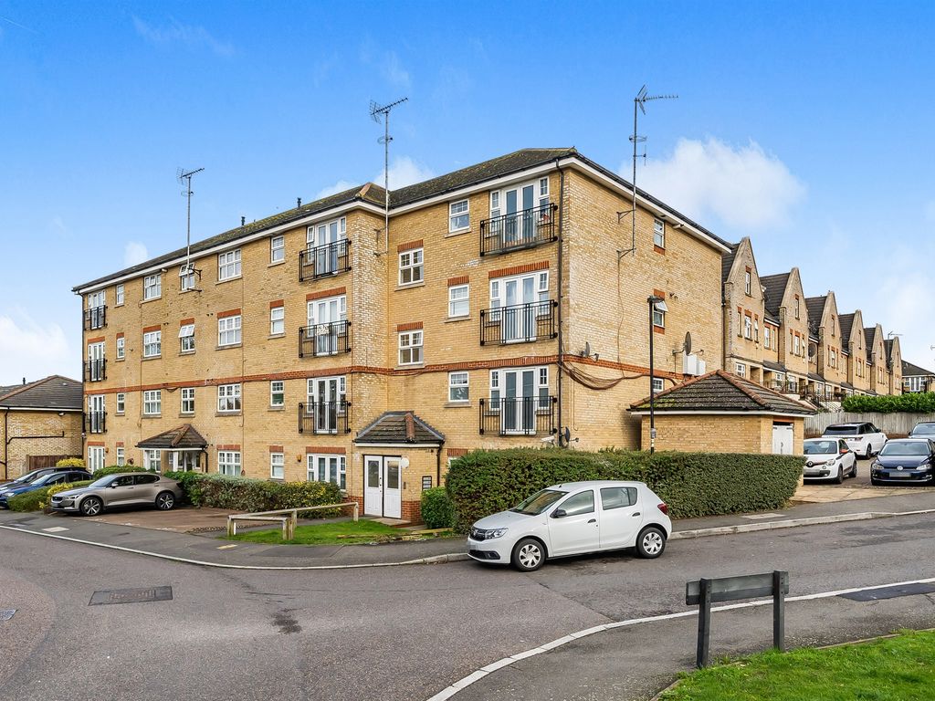 2 bed flat for sale in Osier Crescent, London N10, £350,000 Zoopla