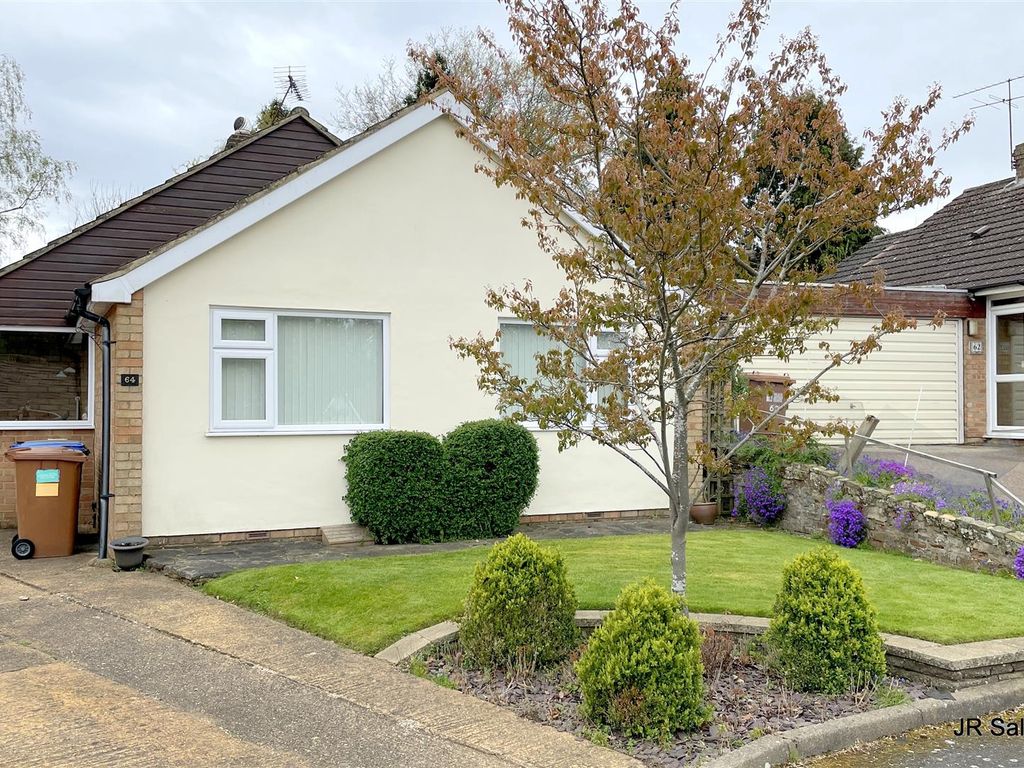 2 bed detached bungalow for sale in Brookside Crescent, Cuffley, Potters Bar EN6, £624,995 Zoopla