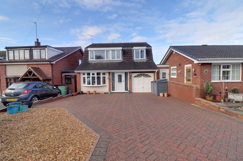 4 bed detached house for sale in Marlborough Close, Great Haywood