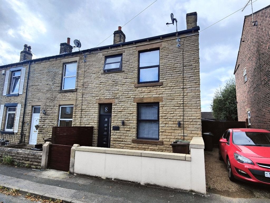 2 bed end terrace house to rent in Cross Ryecroft Street, Ossett