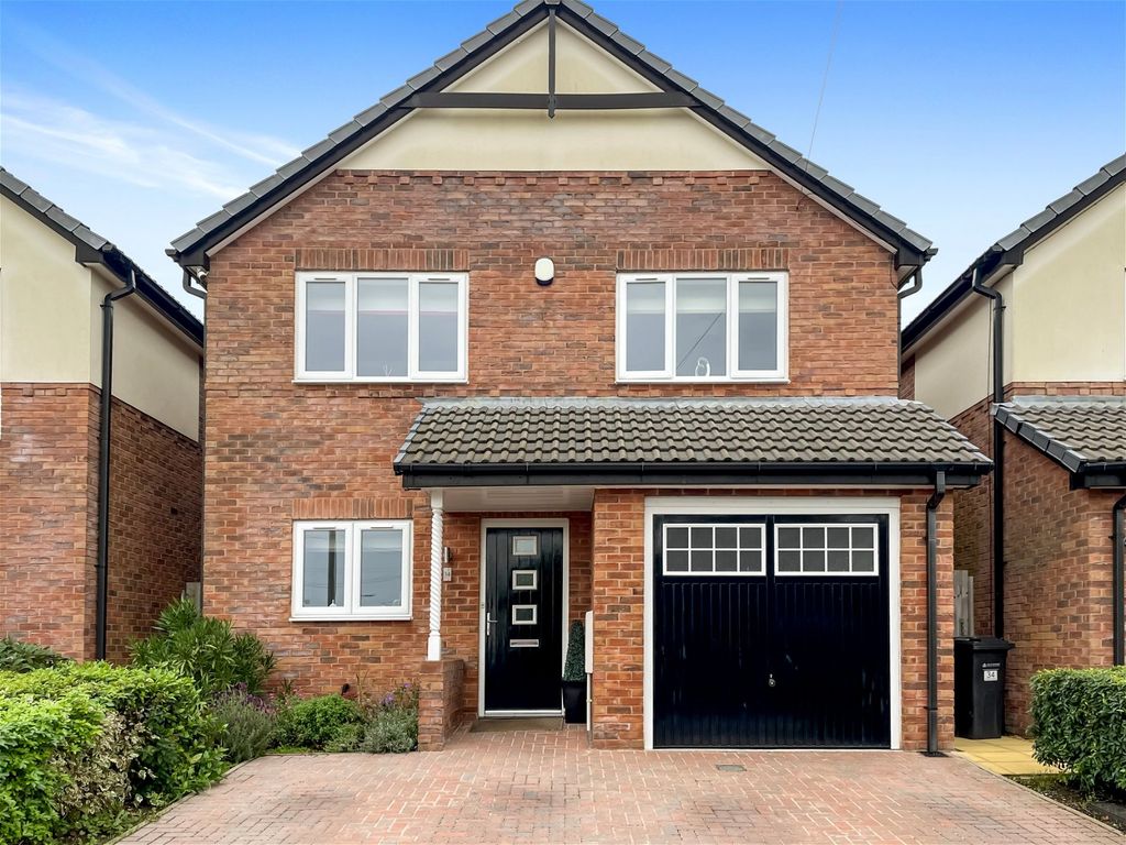 4 bed detached house for sale in Beacon Road, Romiley, Stockport SK6, £495,000 Zoopla