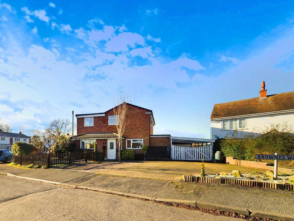 4 bed detached house for sale in Brownes Way, Hallow, Worcester
