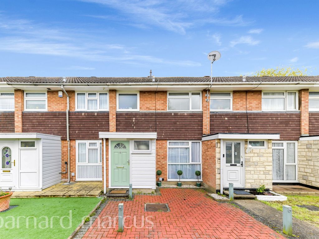 3 bed terraced house for sale in Hoylake Gardens, Mitcham CR4 Zoopla