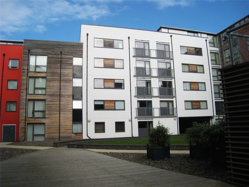 1 bed flat for sale in Sherborne Street, Birmingham B16, £165,000 Zoopla