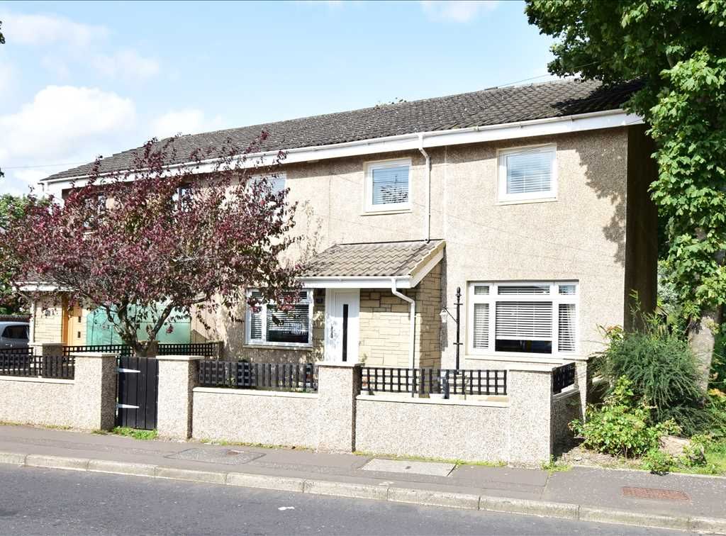 4 bed semidetached house for sale in Castlehill Road, Overtown, Wishaw