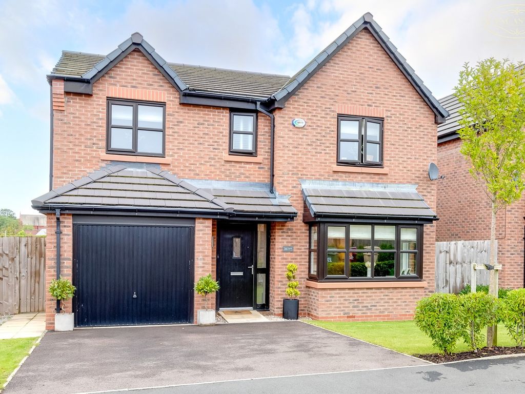 4 bed detached house for sale in Lancashire Way, Horwich, Bolton BL6, £