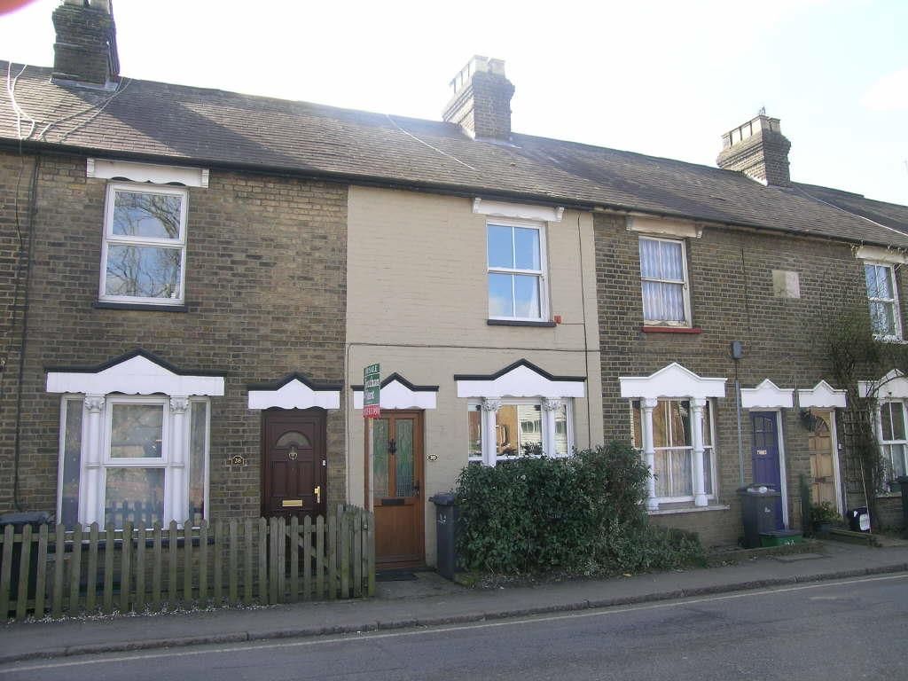 2 bed terraced house to rent in Station Road, Stanstead Abbotts, Ware