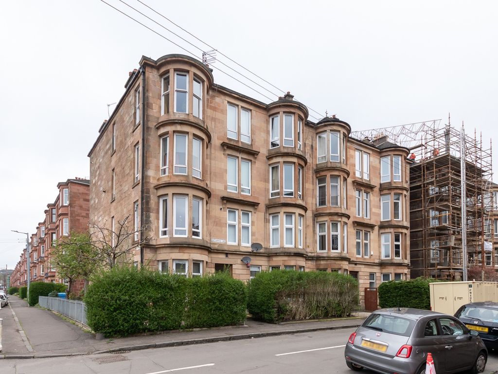 1 bed flat to rent in Battlefield Avenue, Battlefield, Glasgow G42, £850 pcm Zoopla