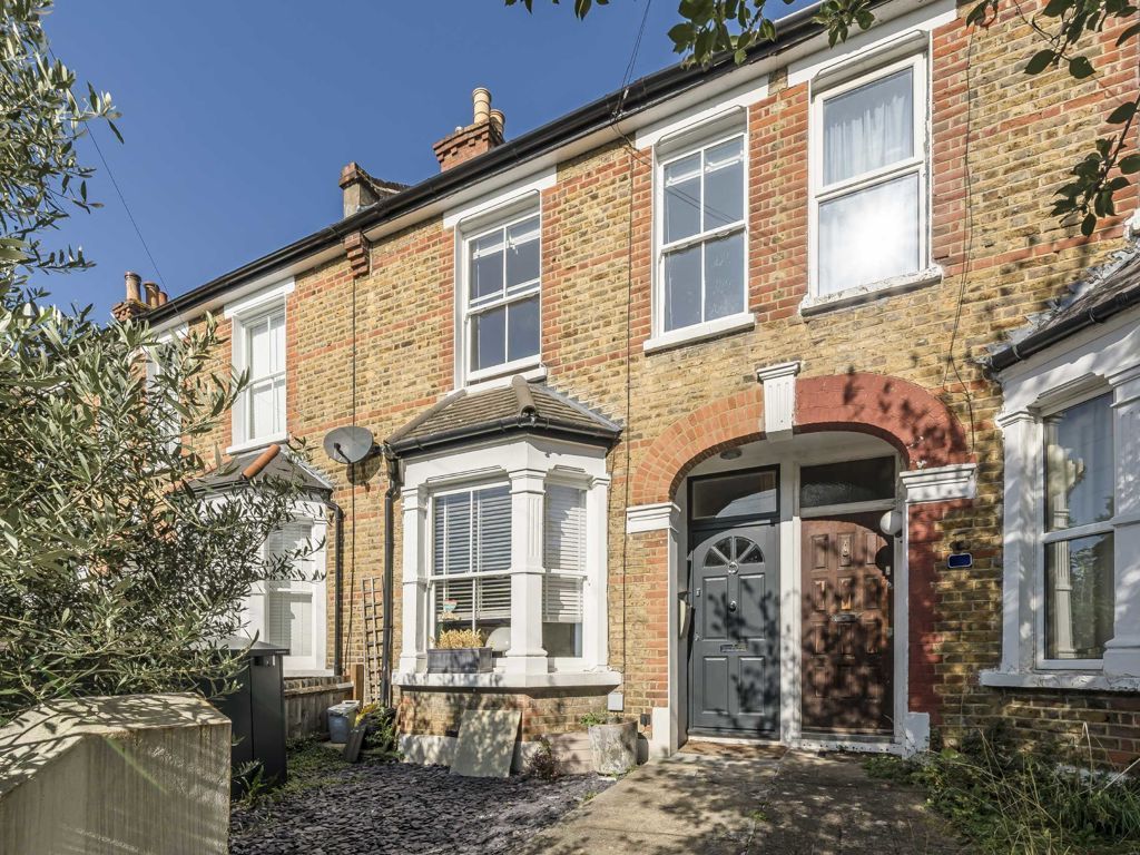 4 bed property for sale in Ravensbourne Road, London SE6, £875,000 Zoopla