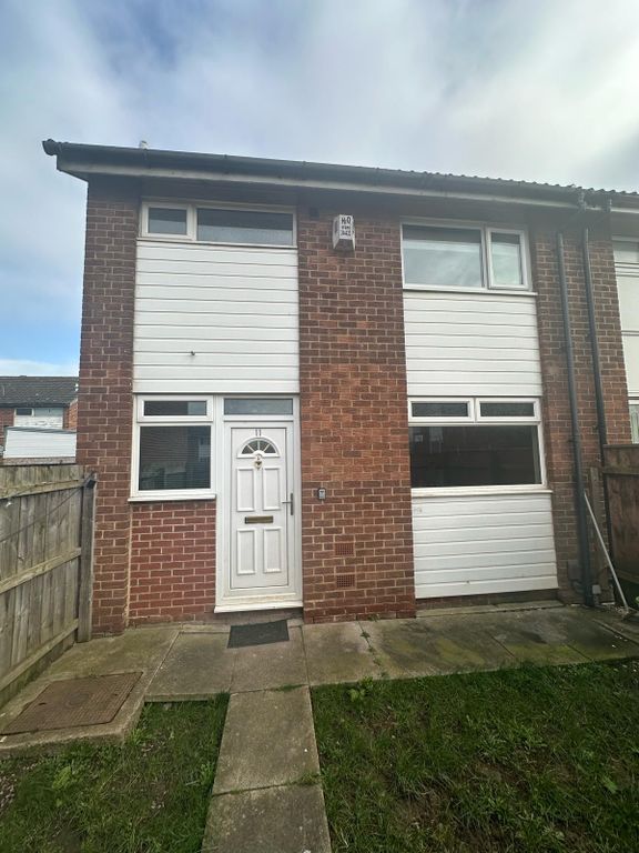 2 bed terraced house to rent in Cardigan Close, Eston TS6, £495 pcm