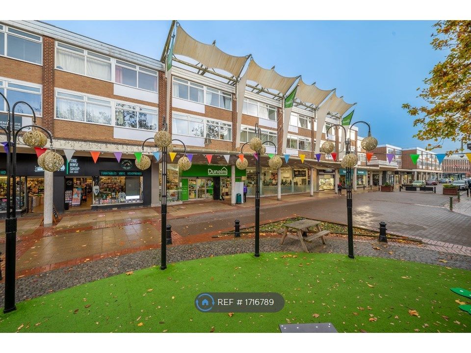 1 bed flat to rent in Mell Square, Solihull B91, £875 pcm Zoopla