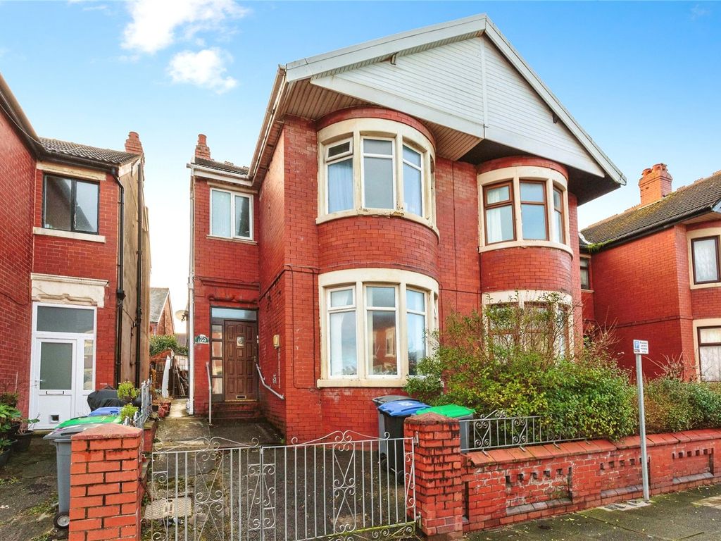 3 bed semidetached house for sale in Palatine Road, Blackpool