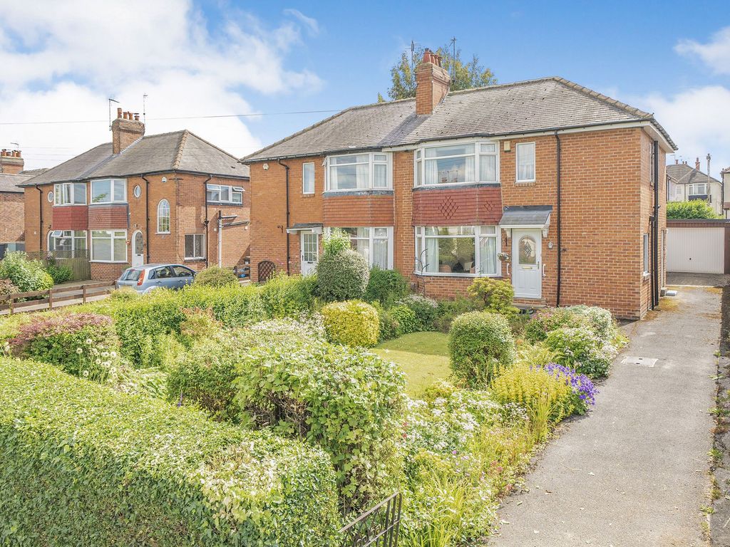 3 bed semidetached house for sale in Kingsley Road, Harrogate HG1, £