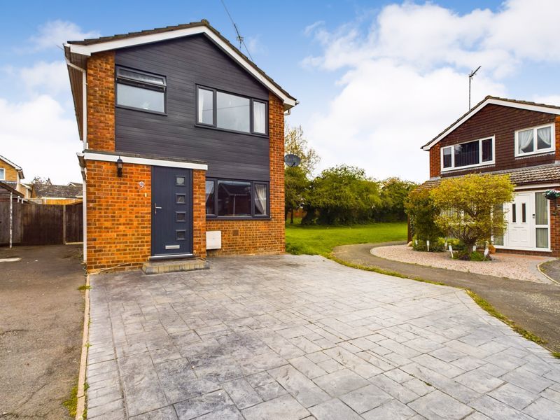 3 bed detached house for sale in Cromwell Way, Sawtry, Cambridgeshire