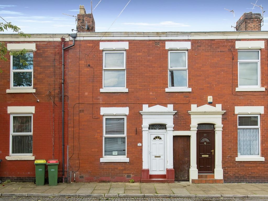3 bed terraced house for sale in Broughton Street, Preston, Lancashire