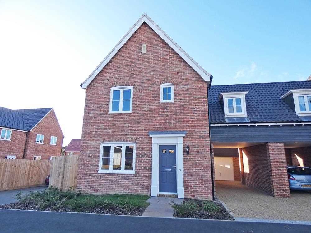 3 bed linkdetached house for sale in Ladywood Drive, Badwell Ash, Bury