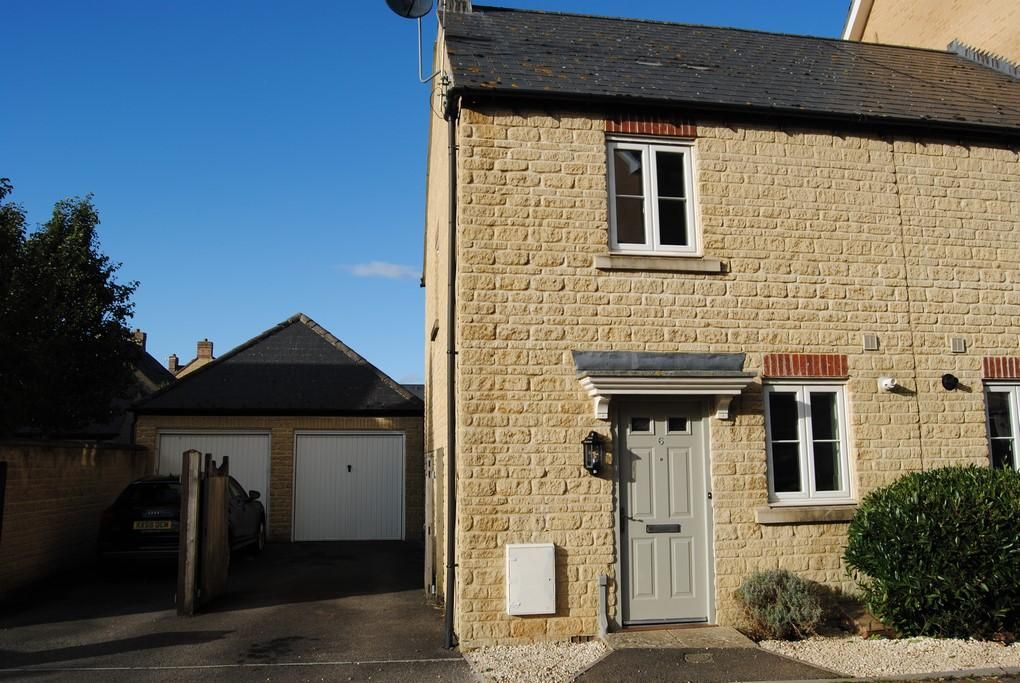 2 bed end terrace house to rent in Flax Crescent, Shilton Park