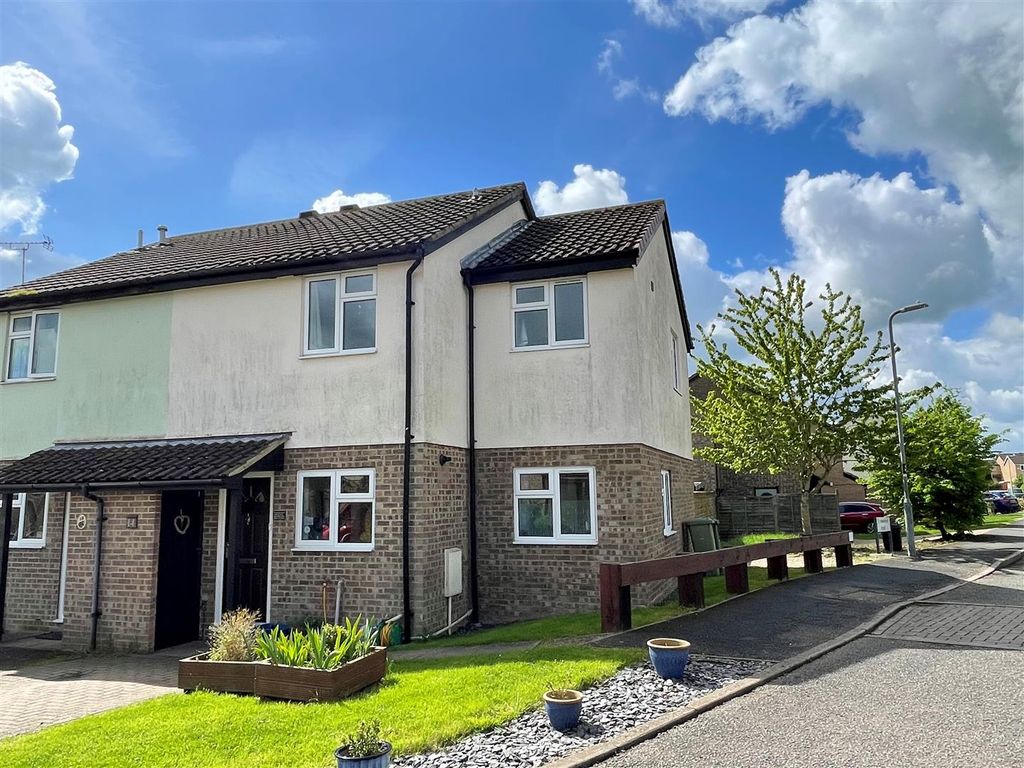 3 bed end terrace house for sale in Hawkswood, Olney MK46 Zoopla