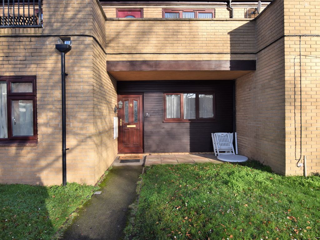 2 bed to rent in Park Lane, Godmanchester, Huntingdon