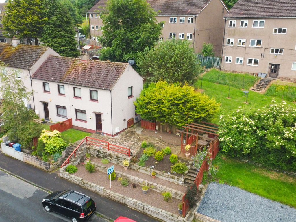 2 bed end terrace house for sale in Craigard Gardens, Dundee DD2, £