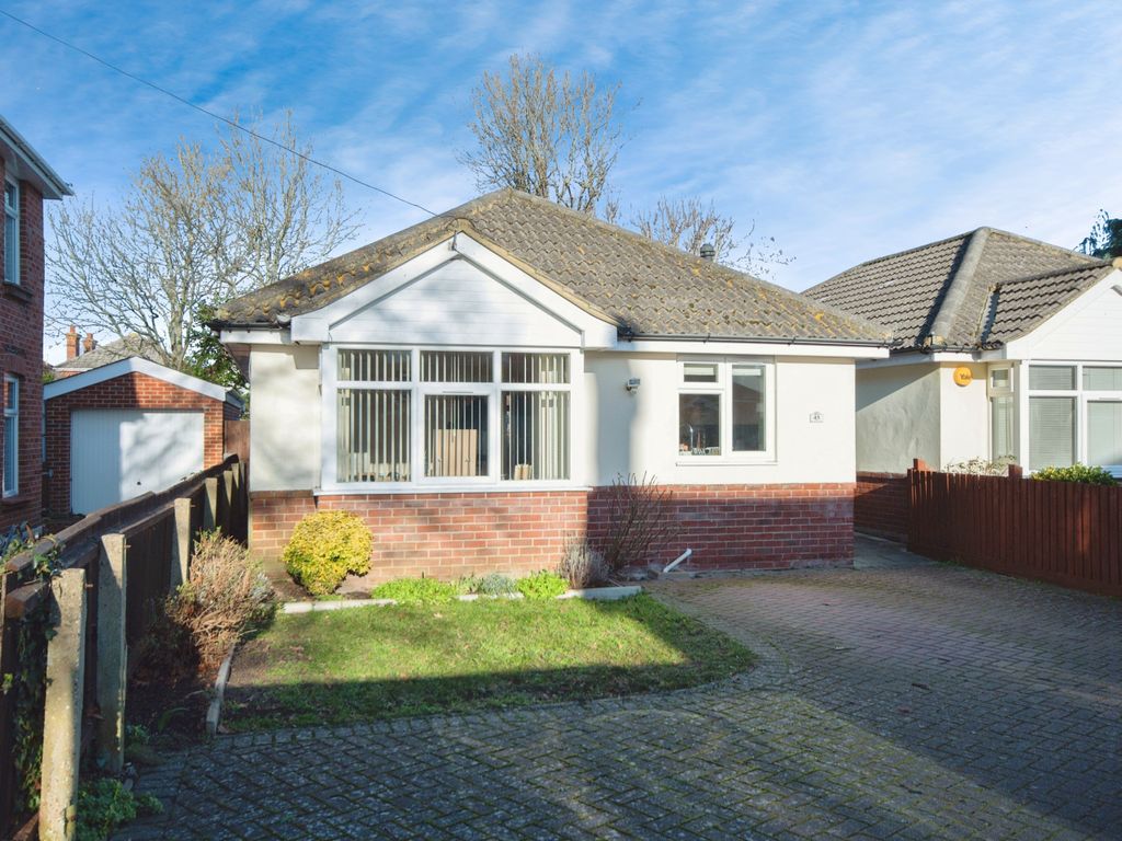 2 bed detached bungalow for sale in Victoria Park Road, Bournemouth BH9