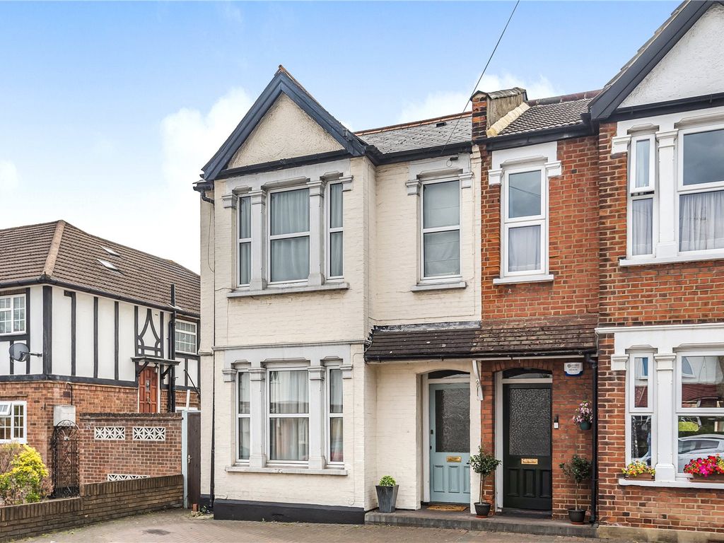 4 bed semidetached house for sale in Potters Road, EN5 Zoopla