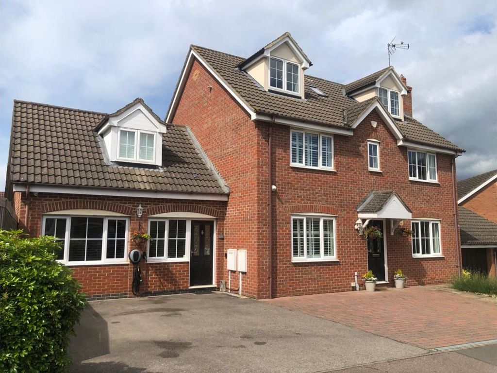 6 bed detached house for sale in Donne Close, Rushden NN10 Zoopla