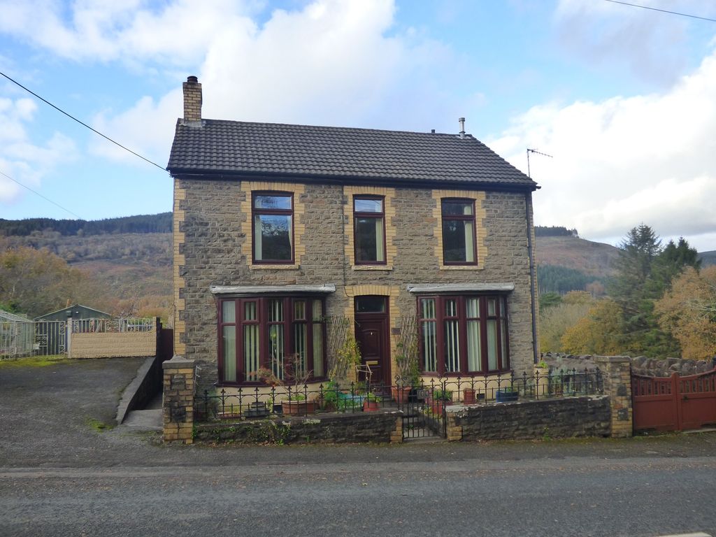 3 bed detached house for sale in Neath Road, Resolven, Neath . SA11, £