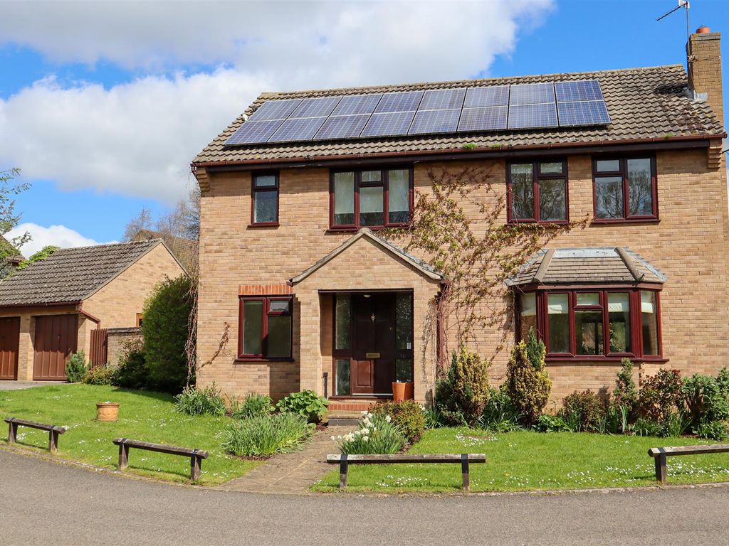 4 bed detached house for sale in Summerfield, Oakham, Rutland LE15 Zoopla
