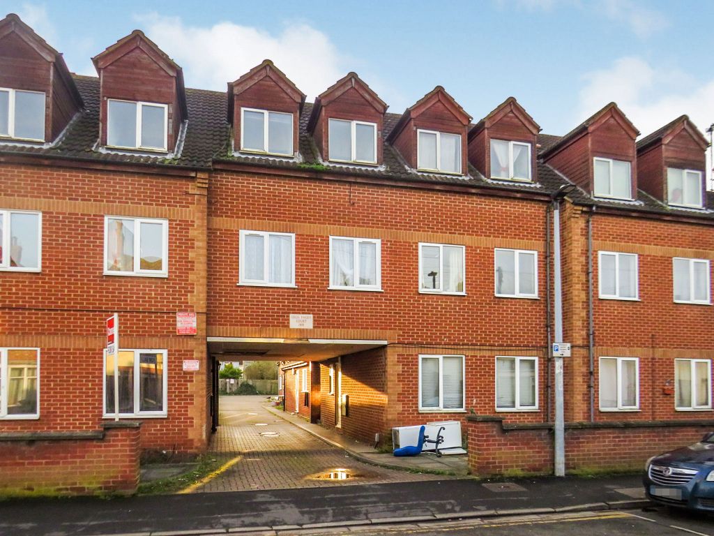 2 bed flat for sale in Cecil Pacey Court, Peterborough PE1 Zoopla