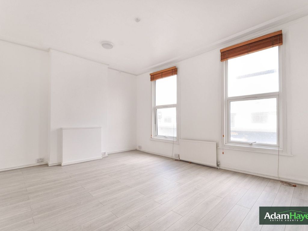 3 bed flat to rent in Regents Park Road, Finchley Central N3 Zoopla