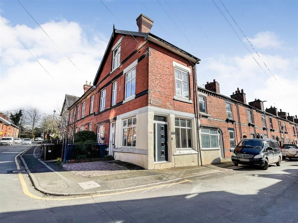 3 bed end terrace house for sale in Chorley Street, Leek ST13 Zoopla