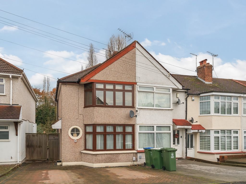 2 bed end terrace house for sale in Parkside Avenue, Bexleyheath DA7, £