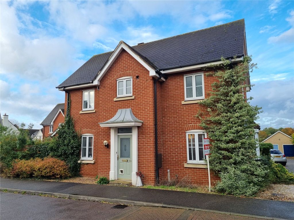 3 bed detached house for sale in Clare Drive, Highfields Caldecote